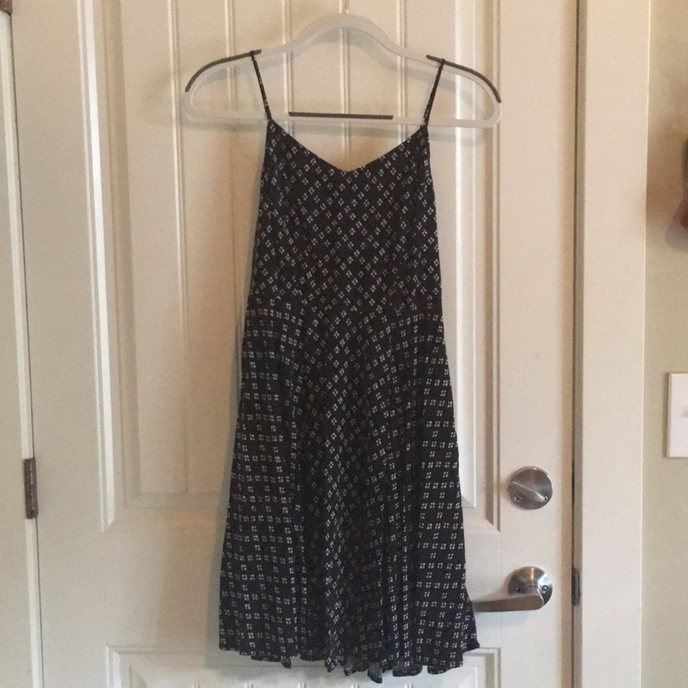 Old Navy black patterned dress